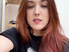 Pretty Redhead Webcam Masturbation Show